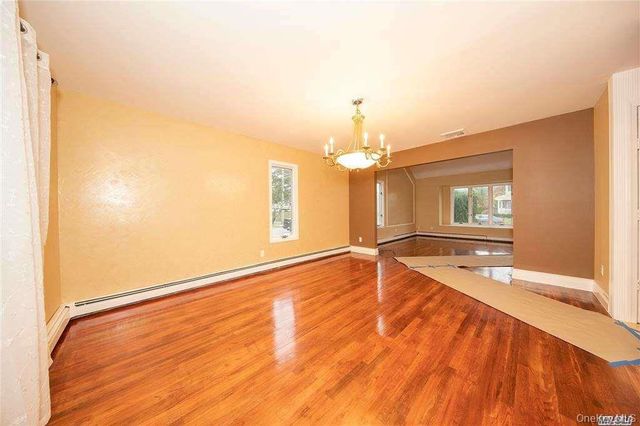 4025 Boston Avenue, Seaford, NY 11783