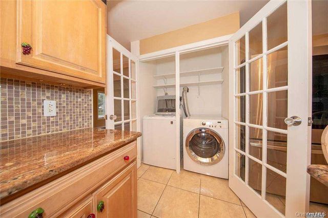 4025 Boston Avenue, Seaford, NY 11783