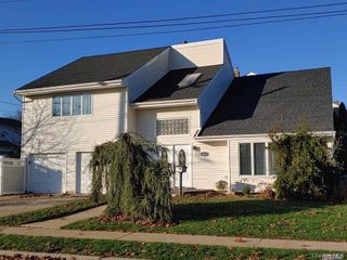 4025 Boston Avenue, Seaford, NY 11783