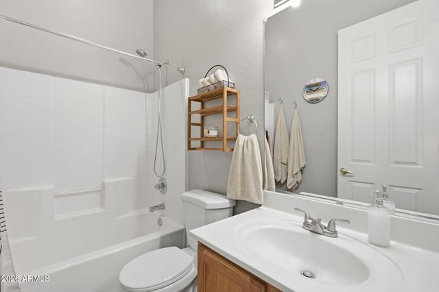 6860 E ELBROOK Avenue, Prescott Valley, AZ 86314