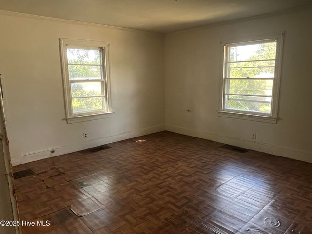912 N Madison Avenue, Goldsboro, NC 27530