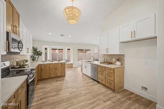 8382 S MILL Avenue, Tempe, AZ 85284