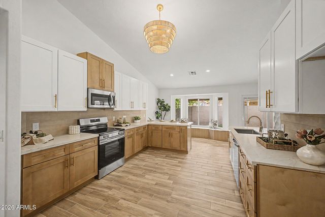 8382 S MILL Avenue, Tempe, AZ 85284