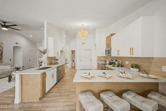 8382 S MILL Avenue, Tempe, AZ 85284