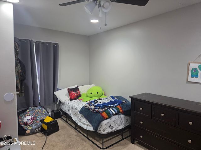 211 Magnolia Avenue, Toms River, NJ 08757