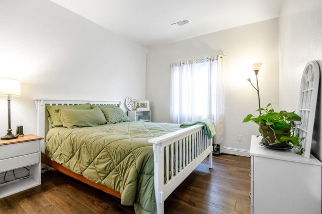 1833 Arneis Avenue, Tulare, CA 93274