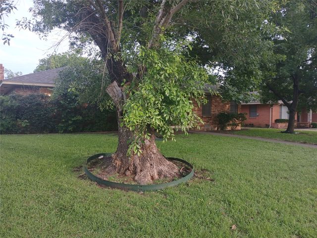 4918 Rockport Drive, Dallas, TX 75232