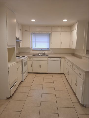 4918 Rockport Drive, Dallas, TX 75232