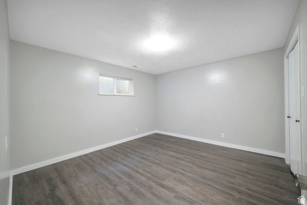 Image 18 of property listing at 276 E SPENCER WAY, Farmington, UT 84025