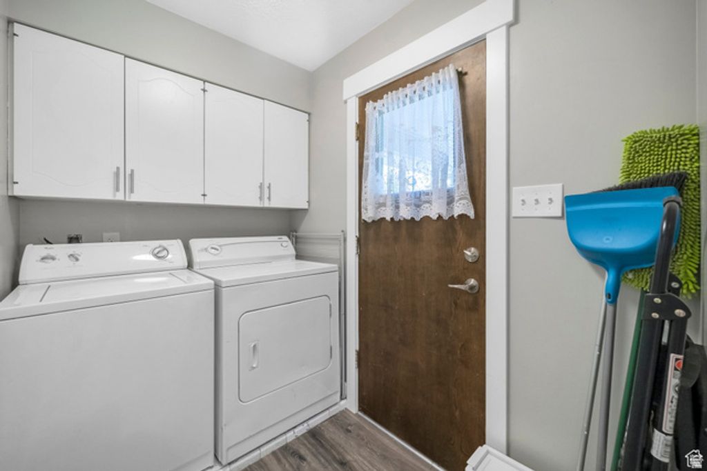Image 8 of property listing at 276 E SPENCER WAY, Farmington, UT 84025