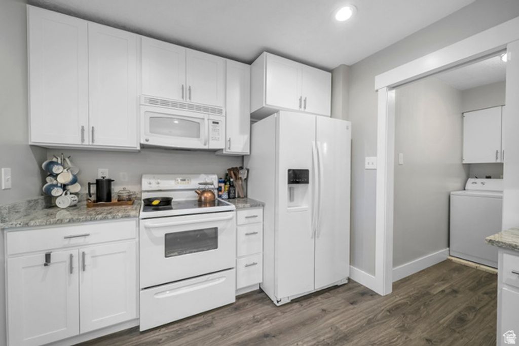 Image 9 of property listing at 276 E SPENCER WAY, Farmington, UT 84025