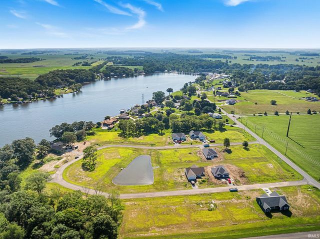 2031 Deepwater Loop, Monticello, IN 47960