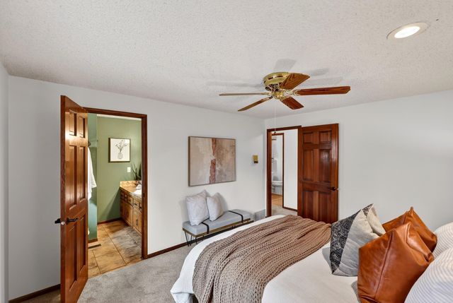 9806 N Seminole Dr, Spokane, WA 99208