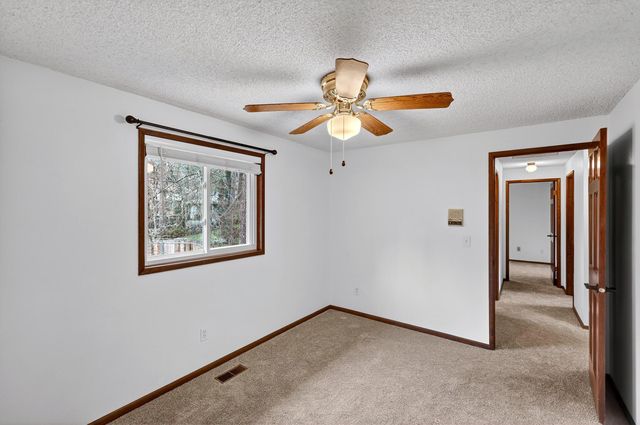 9806 N Seminole Dr, Spokane, WA 99208