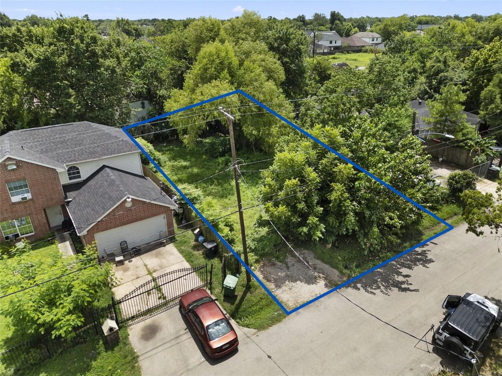 6417 Saint Augustine Street, Houston, TX 77021