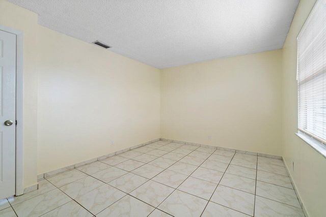 4092 Kirk Road, Lake Worth, FL 33461