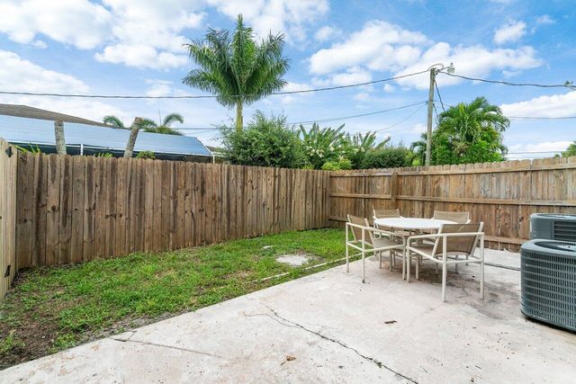 4092 Kirk Road, Lake Worth, FL 33461