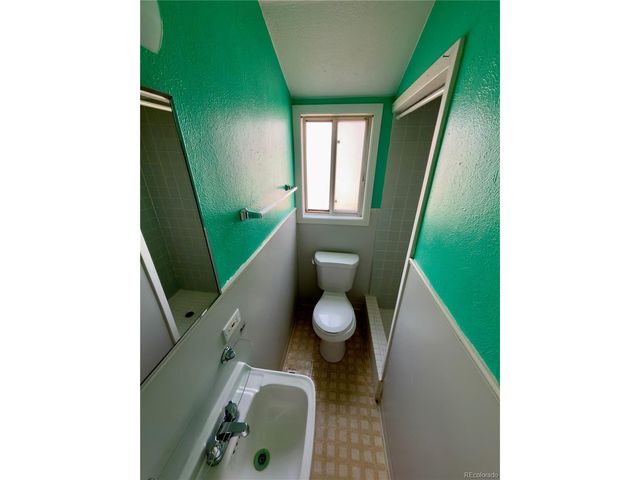 1305 Wabash St, Denver, CO 80220