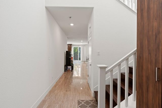 2667 Alcove Way, Sacramento, CA 95833