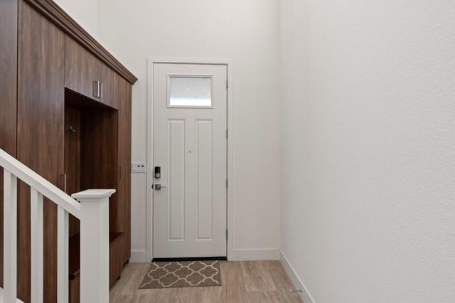 2667 Alcove Way, Sacramento, CA 95833