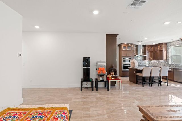 2667 Alcove Way, Sacramento, CA 95833