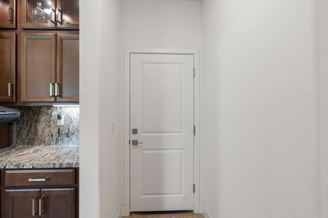 2667 Alcove Way, Sacramento, CA 95833