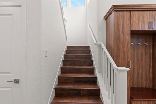 2667 Alcove Way, Sacramento, CA 95833