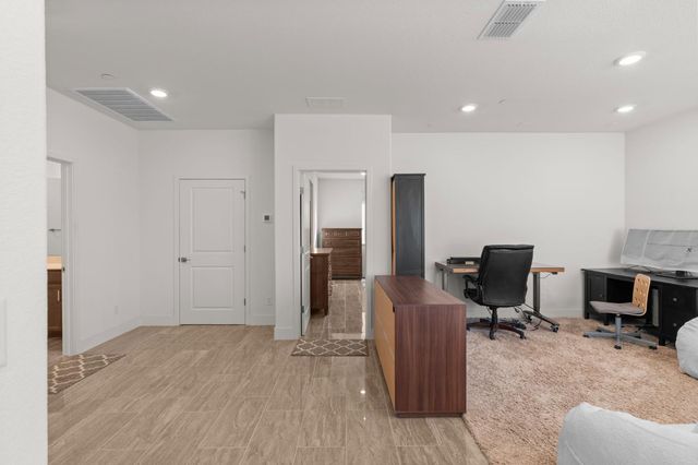 2667 Alcove Way, Sacramento, CA 95833