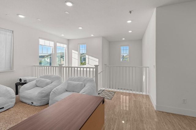 2667 Alcove Way, Sacramento, CA 95833