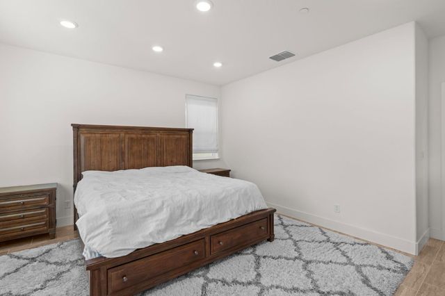 2667 Alcove Way, Sacramento, CA 95833