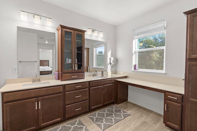 2667 Alcove Way, Sacramento, CA 95833