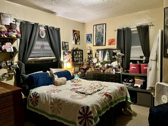 2320 N Travis Avenue, Springfield, MO 65803