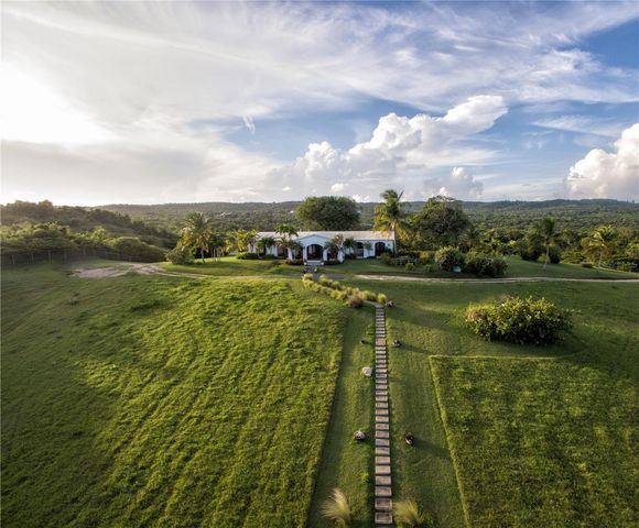 1 EL CERRO, Vieques, PR 00765