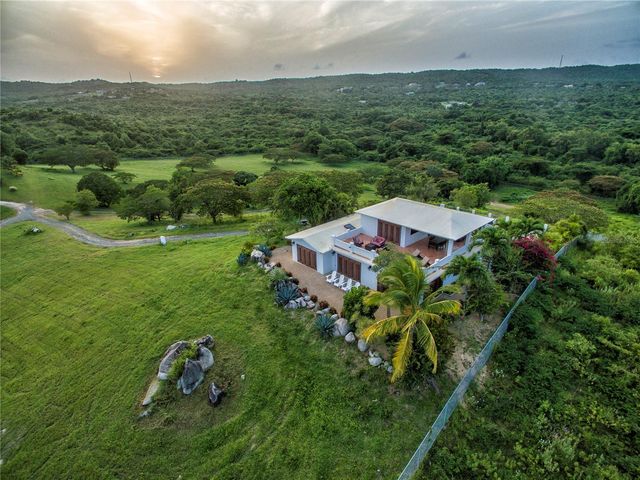 1 EL CERRO, Vieques, PR 00765