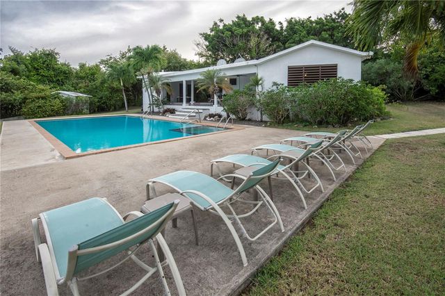 1 EL CERRO, Vieques, PR 00765