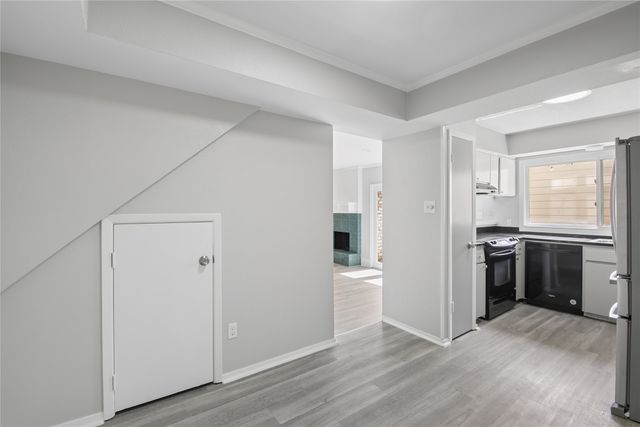 1971 Shorewood Drive, Grapevine, TX 76051