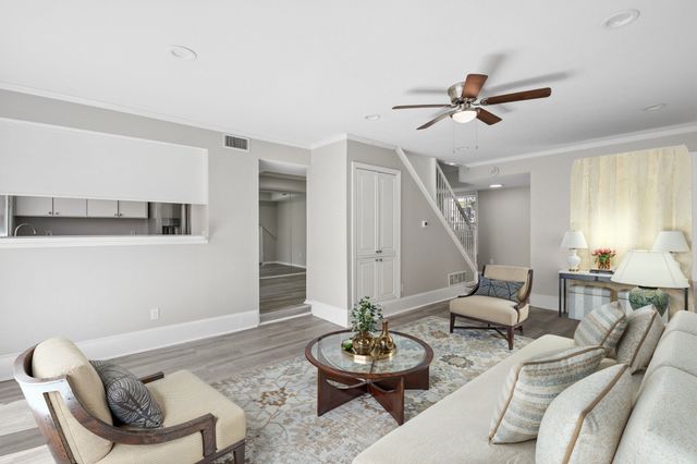 1971 Shorewood Drive, Grapevine, TX 76051