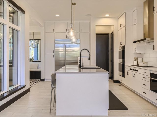 21418 E 61st Dr, Aurora, CO 80019