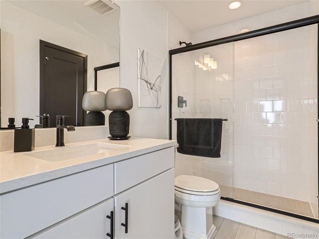 21418 E 61st Dr, Aurora, CO 80019