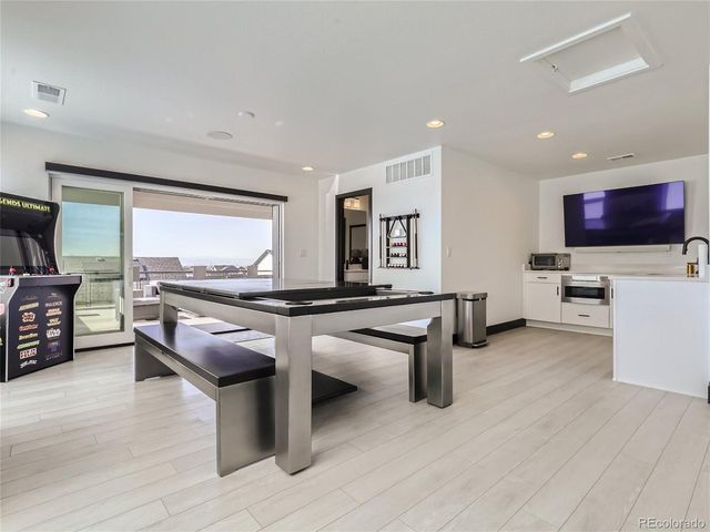 21418 E 61st Dr, Aurora, CO 80019