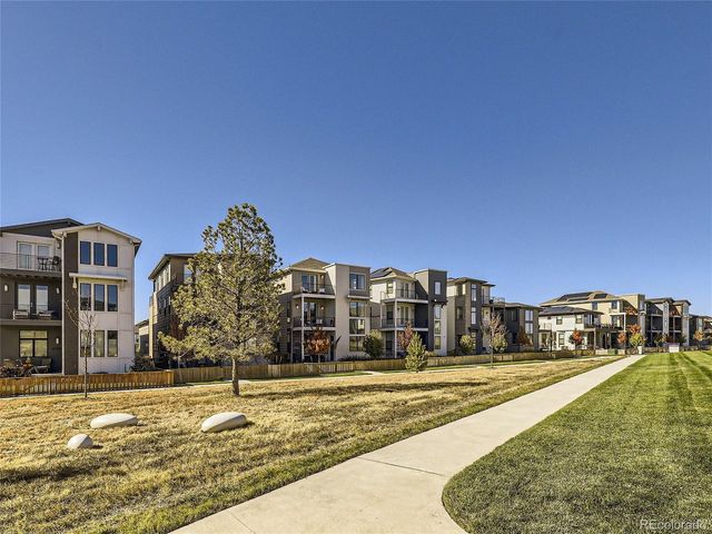 21418 E 61st Dr, Aurora, CO 80019