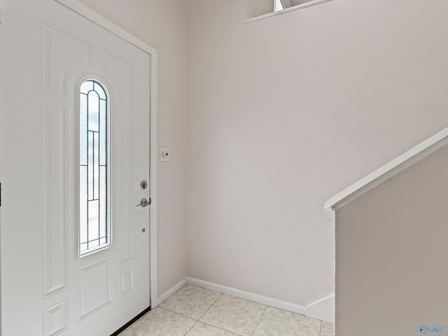 3706 Pecan Grove Drive NW, Huntsville, AL 35810