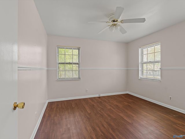 3706 Pecan Grove Drive NW, Huntsville, AL 35810