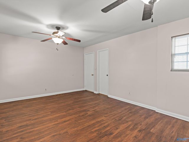 3706 Pecan Grove Drive NW, Huntsville, AL 35810