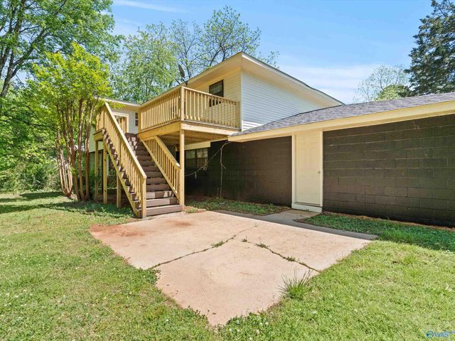 3706 Pecan Grove Drive NW, Huntsville, AL 35810