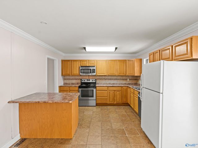 3706 Pecan Grove Drive NW, Huntsville, AL 35810