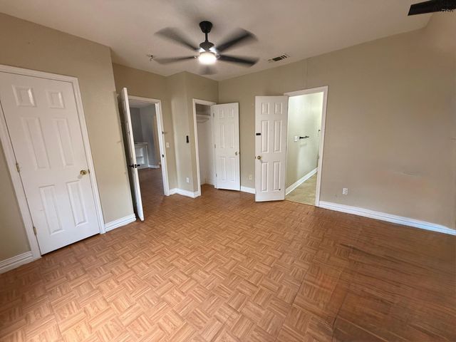 1645 PEARL AVENUE, Wichita Falls, TX 76301