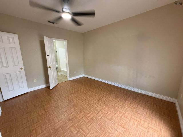 1645 PEARL AVENUE, Wichita Falls, TX 76301