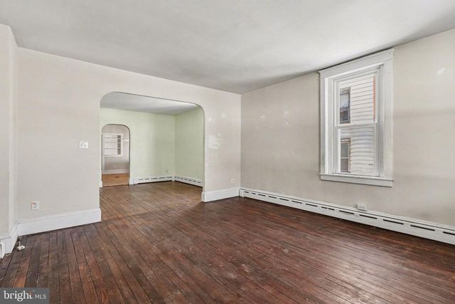 104 E HARRISBURG AVE, Elizabethtown, PA 17022