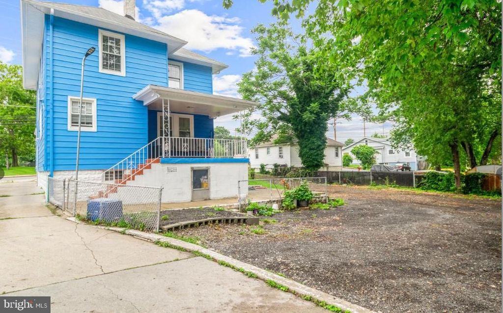 3905 ANNAPOLIS RD, Baltimore, MD 21227